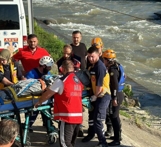 Rize'de yapay gölde akıntıya kapılan dört kişiden ikisi öldü