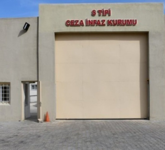 Antalya S Tipi'nde mahpuslara 11 günlük hücre cezası verildi