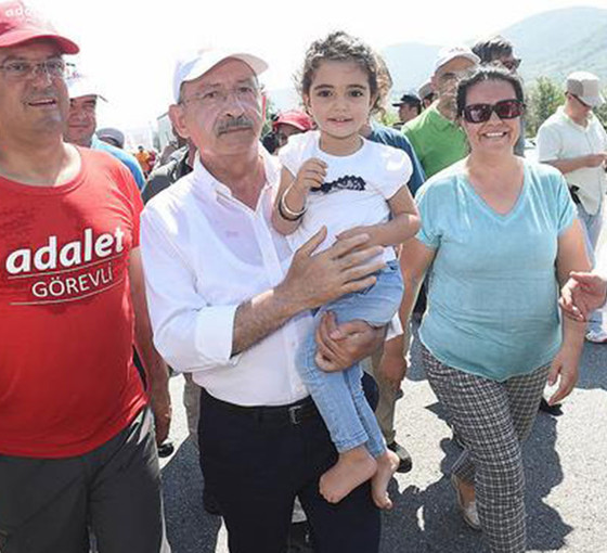 Özgür Özel'den 'Adalet Yürüyüşü' mesajı: O mücadelemiz sürecek