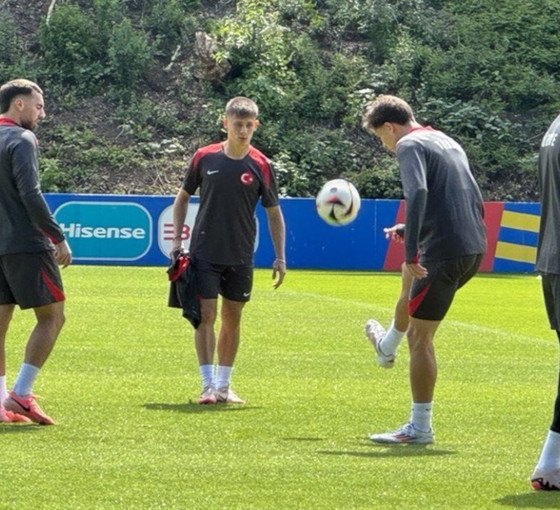 EURO 2024'te günün maçları: Türkiye, Gürcistan ile sahne alacak