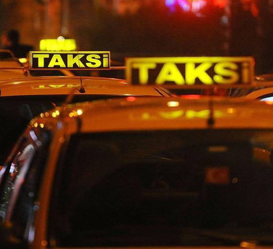 İstanbul'da taksilerde 'panik butonu' devreye giriyor