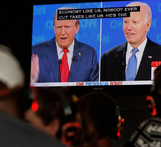 ABD'de son ankette Trump, seçimi belirleyecek 'salıncak eyaletler'de Biden'ı geride bıraktı