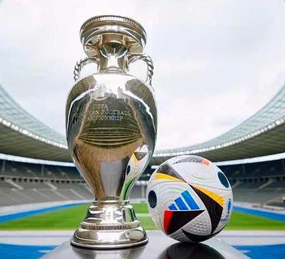 EURO 2024'te günün programı: İki takım daha çeyrek final bileti alacak