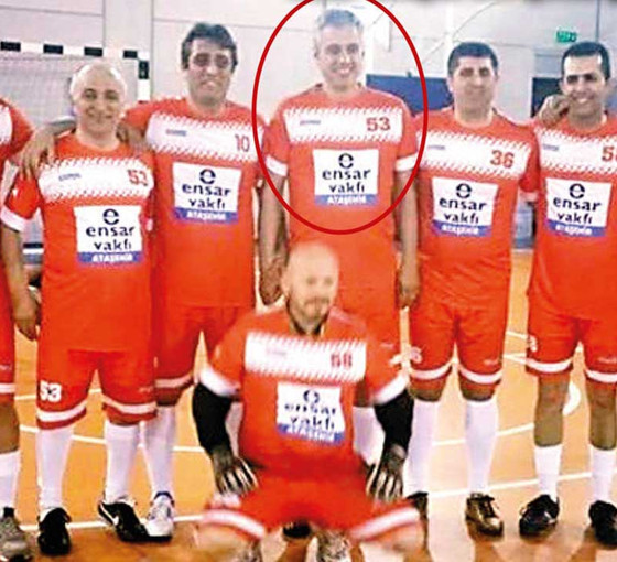 Yeni Sağlık Bakanı Memişoğlu, Ensar formalı çıktı