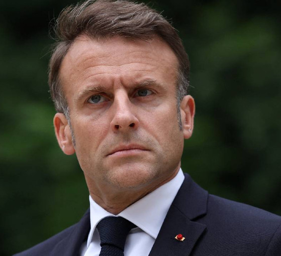 Macron: Fransa'yı Boyun Eğmeyen Fransa ile birlikte yönetmeyeceğiz