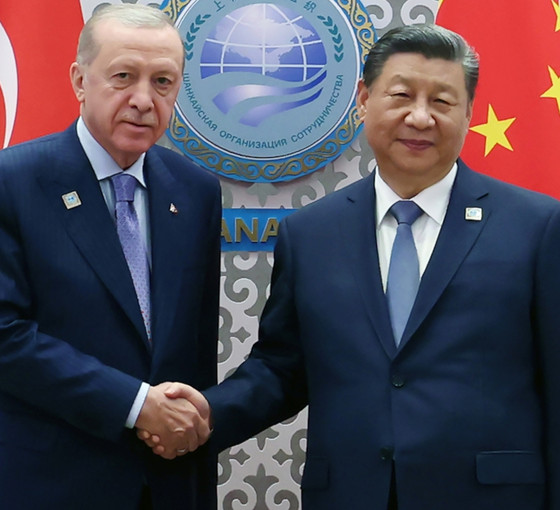 Erdoğan, Şanghay'da Şi ile görüştü: 'Türkiye-Çin ilişkilerinin geliştirilmesi iki ülkeye de kazandırır'