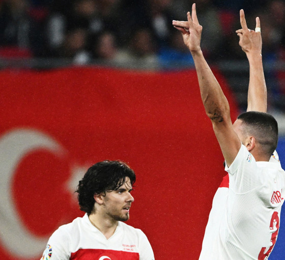 İzmir Belediyesi, iddiaları yalanladı: 'Merih Demiral'ın heykelini dikme kararı yok'
