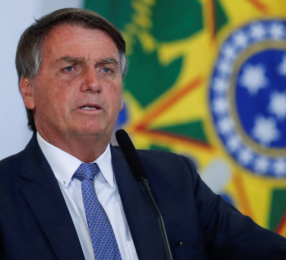 Brezilya'da Bolsonaro'ya kara para aklama suçlaması: 'Suudi Arabistan'ın hediye ettiği elmasları zimmetine geçirdi'