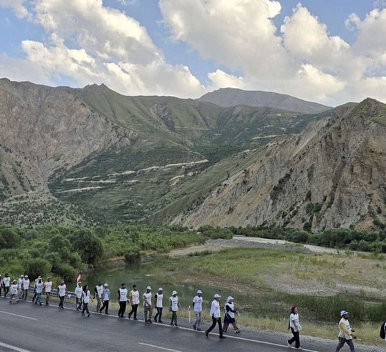 ‘İradeye saygı’ yürüyüşü bir haftayı geride bıraktı: 173 kilometre geride kaldı