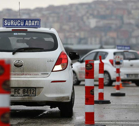 Ehliyet sınavında değişiklik yapıldı: Ceza 2 yıldan 5 yıla çıkarıldı