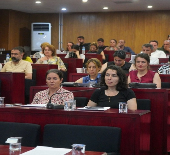 Diyarbakır Belediyesi’nden ‘JINKART’ uygulaması: Sosyal güvencesi olmayan kadınlara ücretsiz ulaşım imkanı sağlanacak