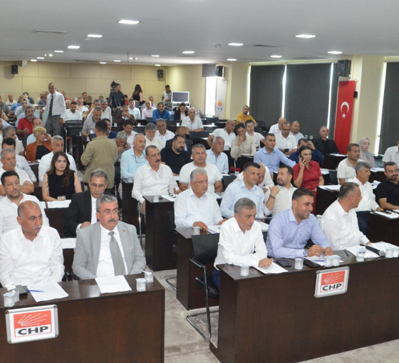 CHP'li Seyhan Belediyesi'nden eylem yapan memurlara soruşturma