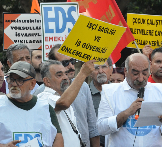 Adana Emek ve Demokrasi Güçlerinden zamlara ve vergi artışlarına tepki: 'Ekonominin yükü halkın sırtında'