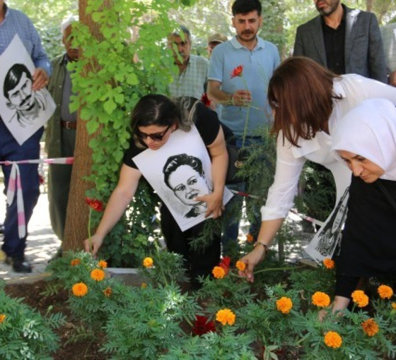 DEM Parti Suruç'ta katledilen 33 genç anısına anıt talep etti
