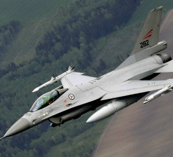 NATO zirvesinde Rusya'yı hedef alan açıklama: Ukrayna'ya F-16 filolarının transferi başladı, ilk jetler yola çıktı