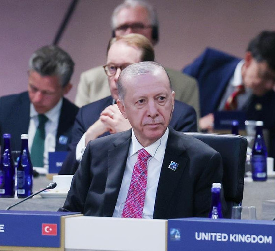 Erdoğan'dan NATO dönüşü Suriye açıklaması: Süreç olumlu gelişti, ABD ve İran da desteklemeli