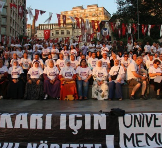 Hakkari için nöbet eylemleri: 'Bu sadece Kürtlerin değil hepimizin meselesidir'