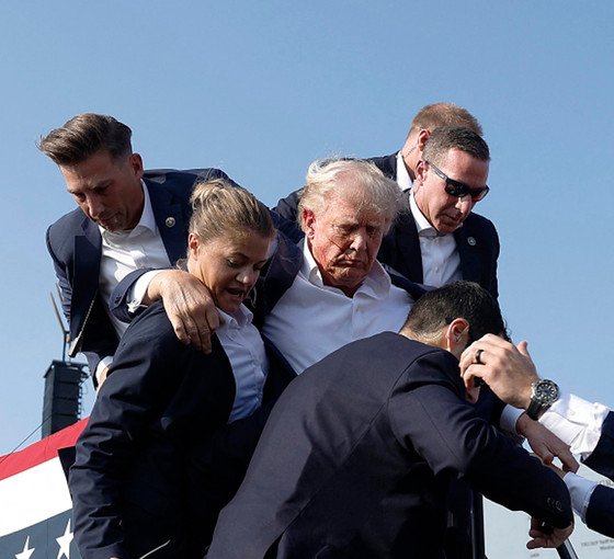 Suikast girişimi sonrası Trump’ın ilk görüntüleri 'savaşmaktan asla vazgeçmeyecek' notuyla paylaşıldı