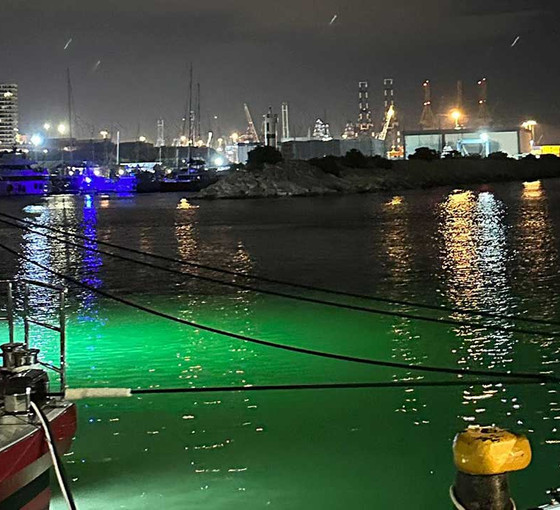 Beylikdüzü marinada bot ile tekne çarpıştı: Denize düşen kişi öldü