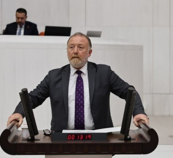 Gazeteci Topaloğlu Meclis gündeminde: Görme yetisini kaybedebilir