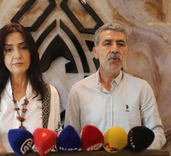 Artuklu Belediyesi’ne haciz başlatıldı, Eşbaşkanlar, 'Gerekirse çadırda hizmet götüreceğiz' dedi