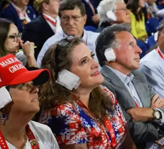 Cumhuriyetçiler, Trump'a desteklerini göstermek için kulaklarına bandaj taktı