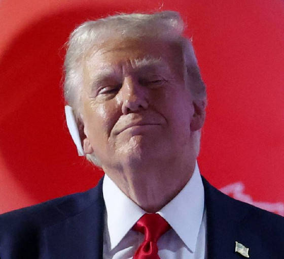 Trump, telefonda görüştüğü Zelenskiy'e 'müjdeyi' verdi