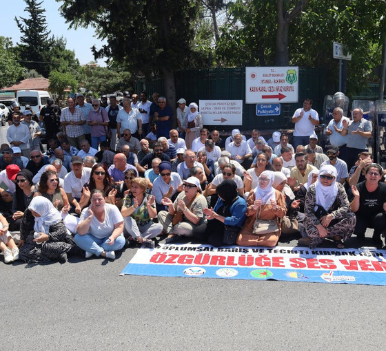 Bakırköy Cezaevi önünde 'Özgürlüğe ses ver' eylemi