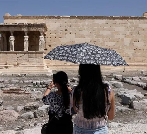 Yunanistan'da son 44 yılın en uzun süreli sıcak hava dalgası yaşandı