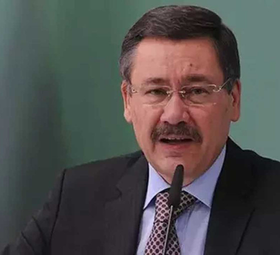 Dolmuşçuyken yolu Gökçek ile kesişti: Deprem konutu ihalesi aldı