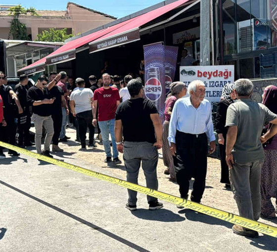 Polis, kiracısı olan akrabalarına ateş açtı, üç kişi öldü