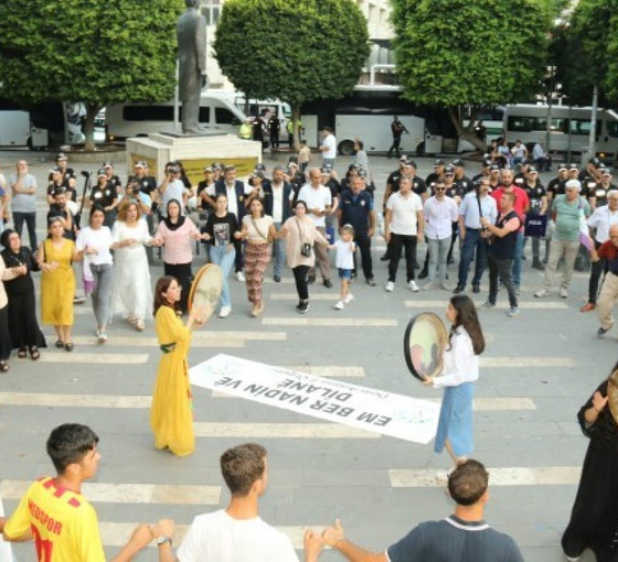 Kürt kültürüne saldırı halaylarla protesto edildi