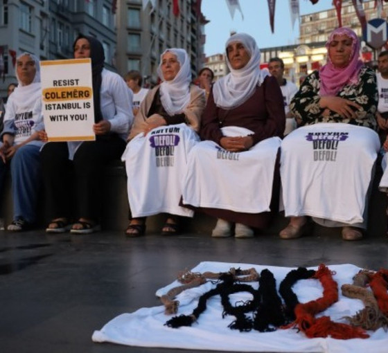 İstanbul'da kayyım nöbeti: Katledilen Êzidîler anıldı