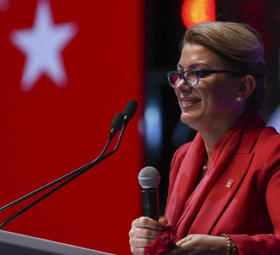 CHP Kadın Kolları Başkanı Asu Kaya seçildi