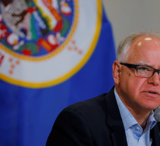 Kamala Harris başkan yardımcısı adayını seçti: Minnesota Valisi Tim Walz