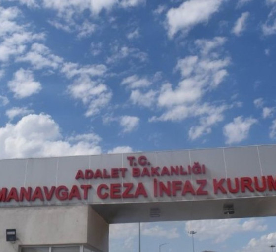 Cezaevindeki açık görüşte toplu aile fotoğrafı çekimine engel: 'Bu keyfi uygulamayı kabul etmiyoruz'