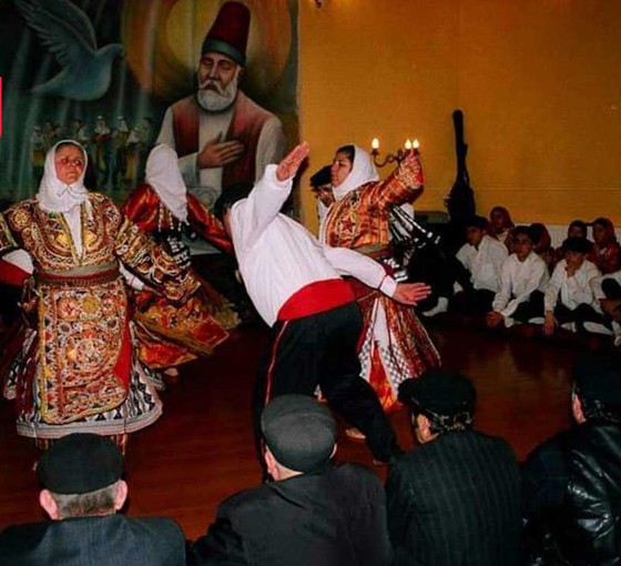Hacı Bektaş anmaları: Cemevi Başkanlığı salonda, Alevi örgütleri sokakta olacak