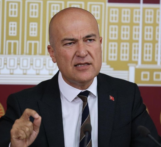CHP’li Bakan'dan İçişleri Bakanlığı’na sert eleştiri: Tarikat evlerinde kaçak göçmen kızlar tespit edildi