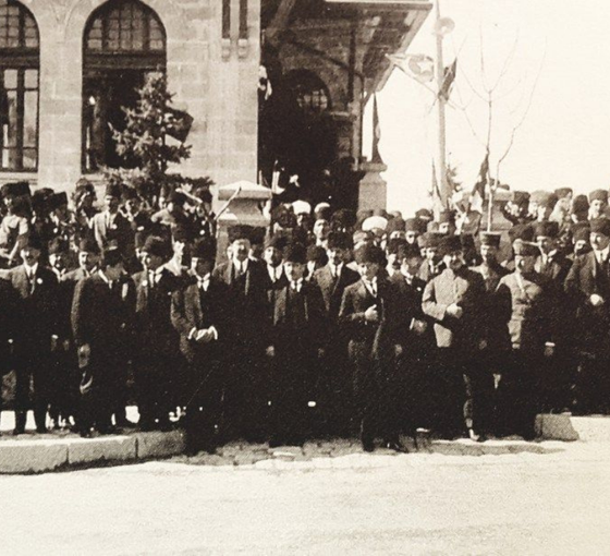 1921 Anayasasının iki revizyonu arasında