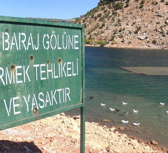 Diyarbakır'da serinlemek için baraj gölüne giren çocuk boğuldu