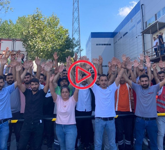 CarrefourSA'da işçilerden dayanışma eylemi