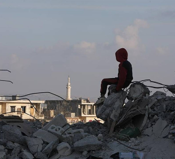 Suriye'de Hama'nın doğusunu vuran depremde 65 kişi yaralandı