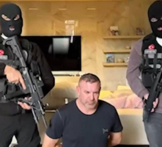 Timur Soykan, Hollandalı uyuşturucu baronu Leijdekkers’e verilen ikinci oturum iznini de ifşa etti