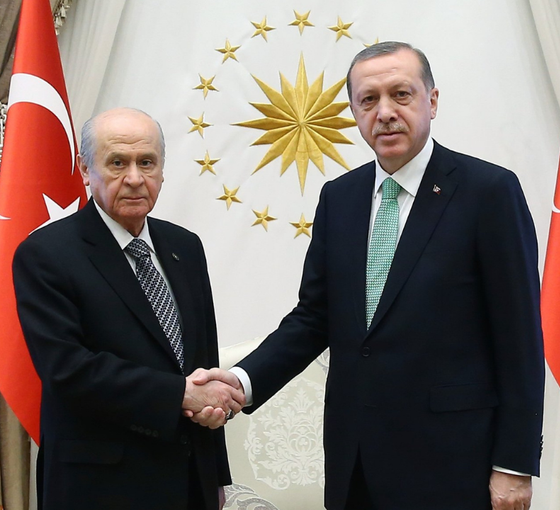 Bahçeli, ittifakta çatlak iddiasına öfkelendi: Hesaplaşmak kaçınılmazdır