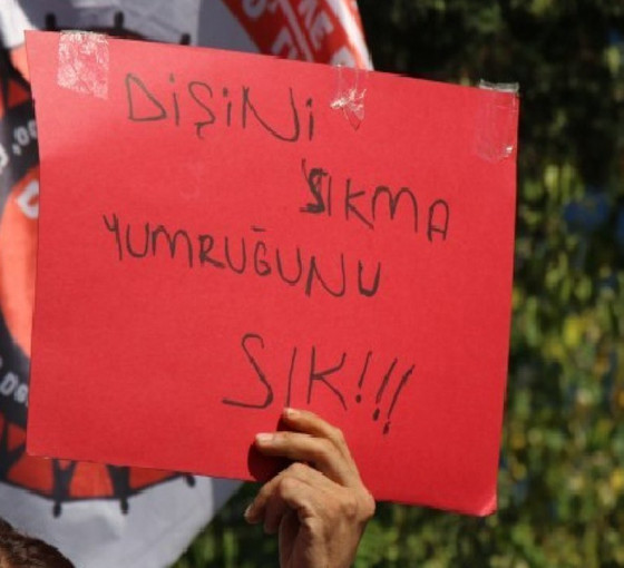 CarefourSA işçileri: Sabancı’ya ait işyerlerini eylem alanına çevireceğiz