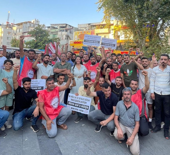 Akcanlar Tekstil işçileri direnişi kente taşıdı: 'Taleplerimiz karşılanana kadar direneceğiz'