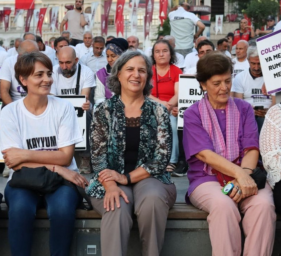 İstanbul'da Hakkari için 68 gündür direniş sürüyor... Kışanak: 'Kürt kültürüne savaş açılmaz'