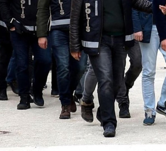 İstanbul'da halay gözaltıları: Bir çocuk serbest, altı kişi adliyeye çıkarılacak