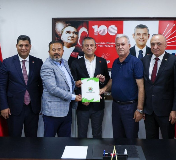 Özel, Şehitkamil Belediyesi’ni ziyaret etti: 'Antep'i kazanacağımıza inanmadık'