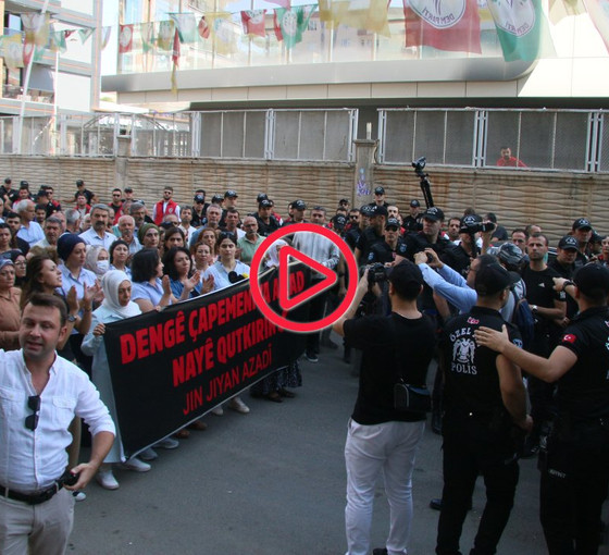 Katledilen gazeteciler için yapılan açıklamaya polis ablukası: 'Her koşulda hakikatin sesi çıkacak'
